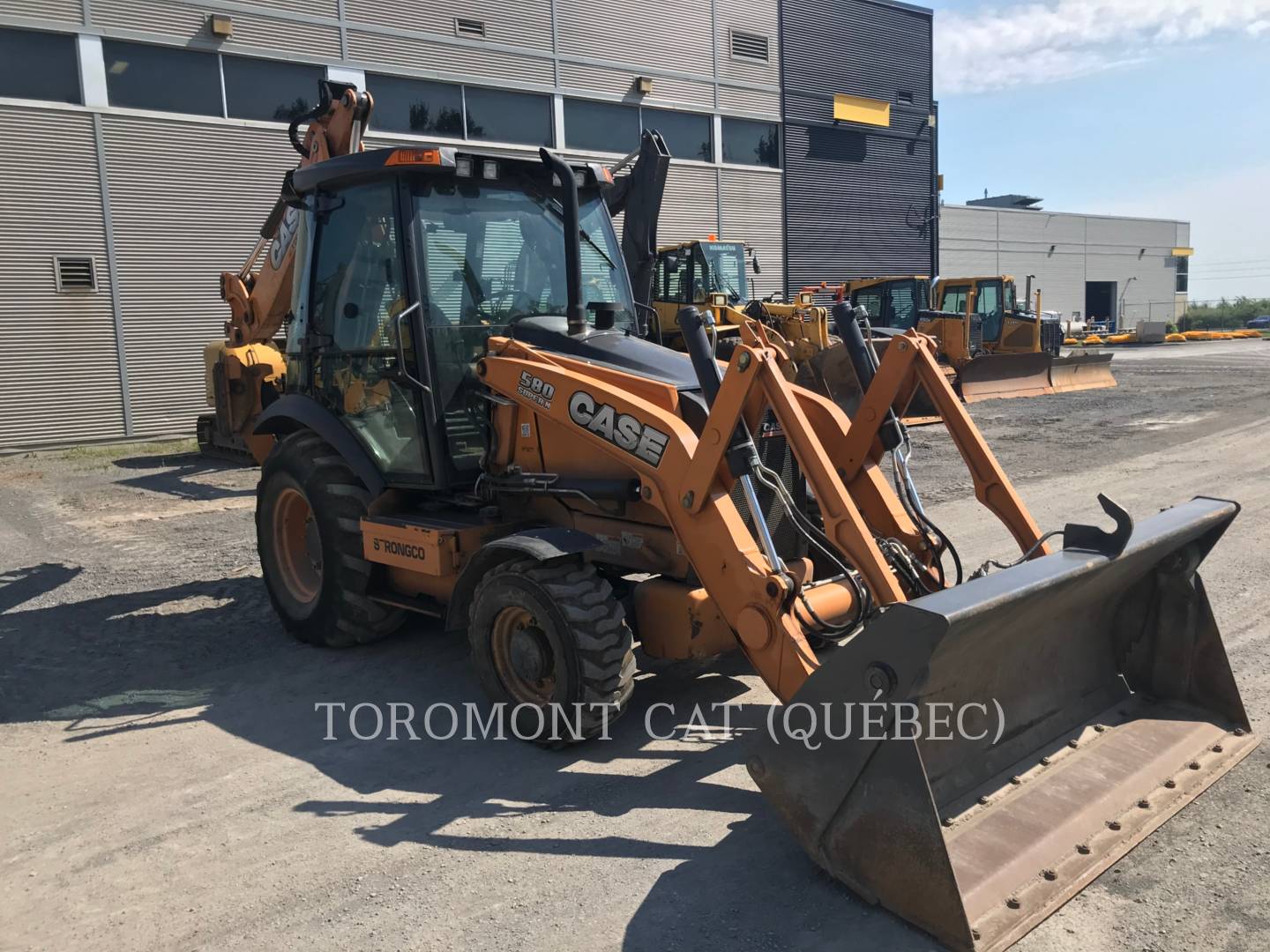 2014 Case 580SN Tractor Loader Backhoe