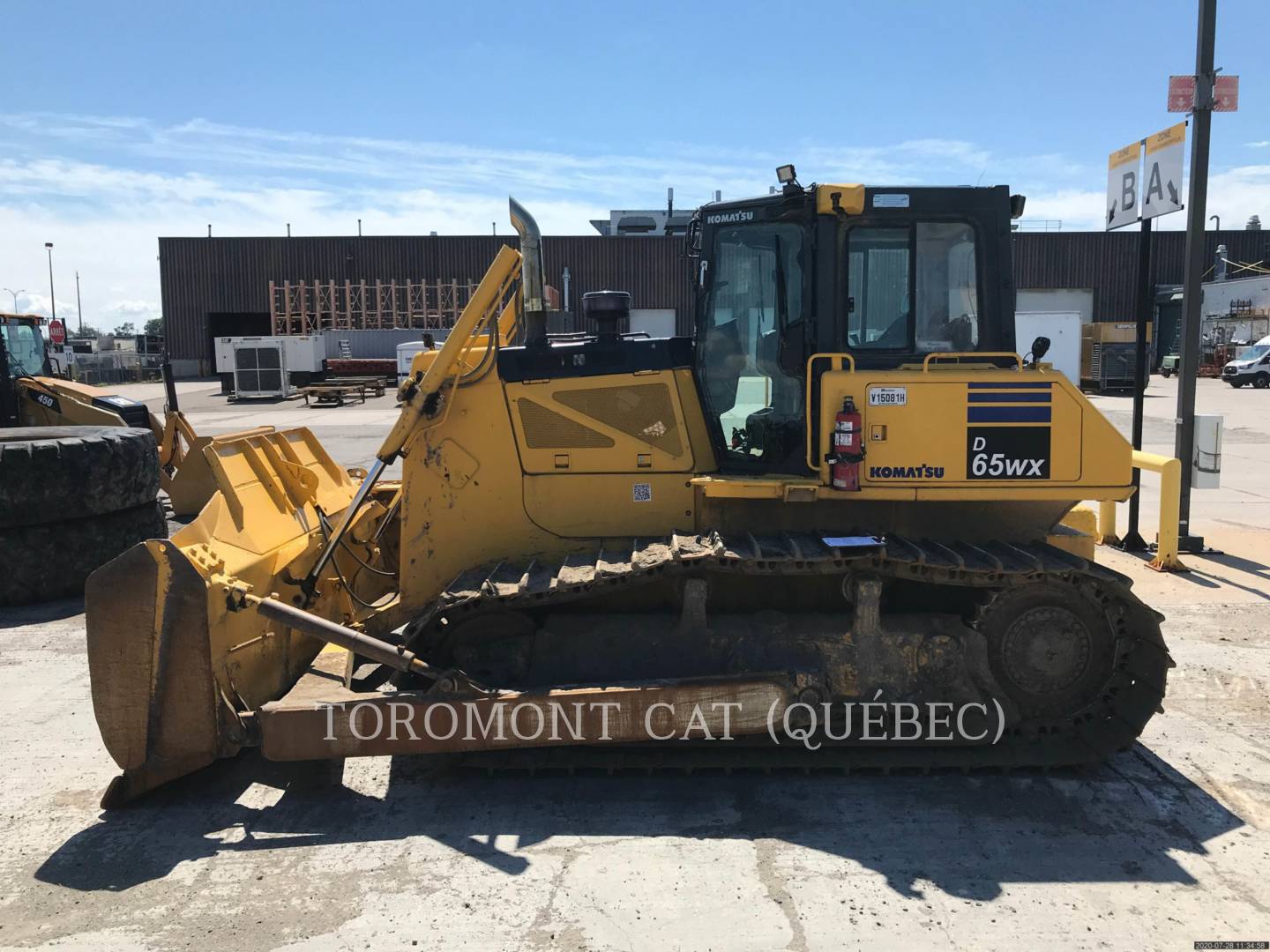 2011 Komatsu D65WX-17 Dozer