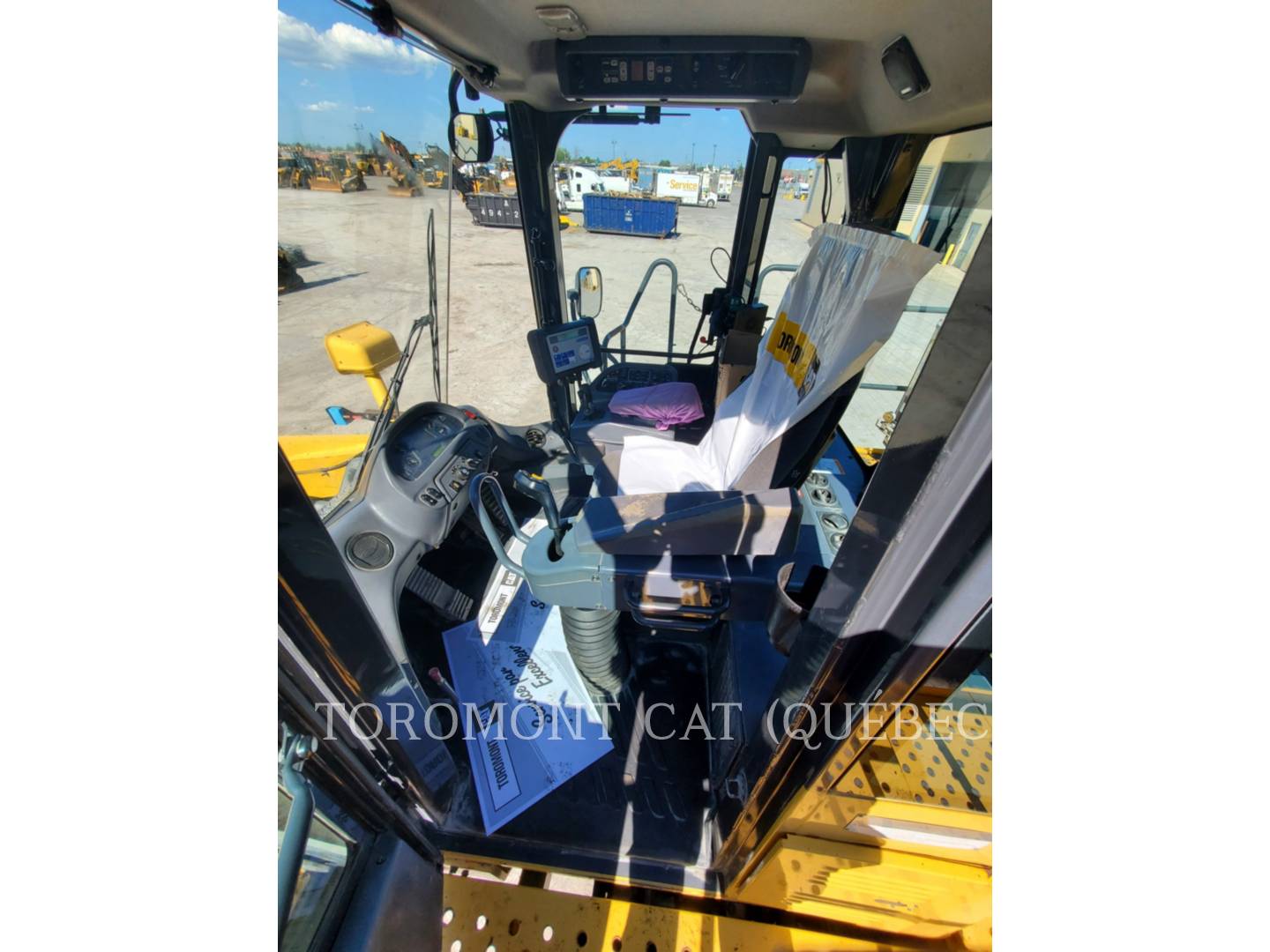 2008 Komatsu WA 600 - 6 Wheel Loader