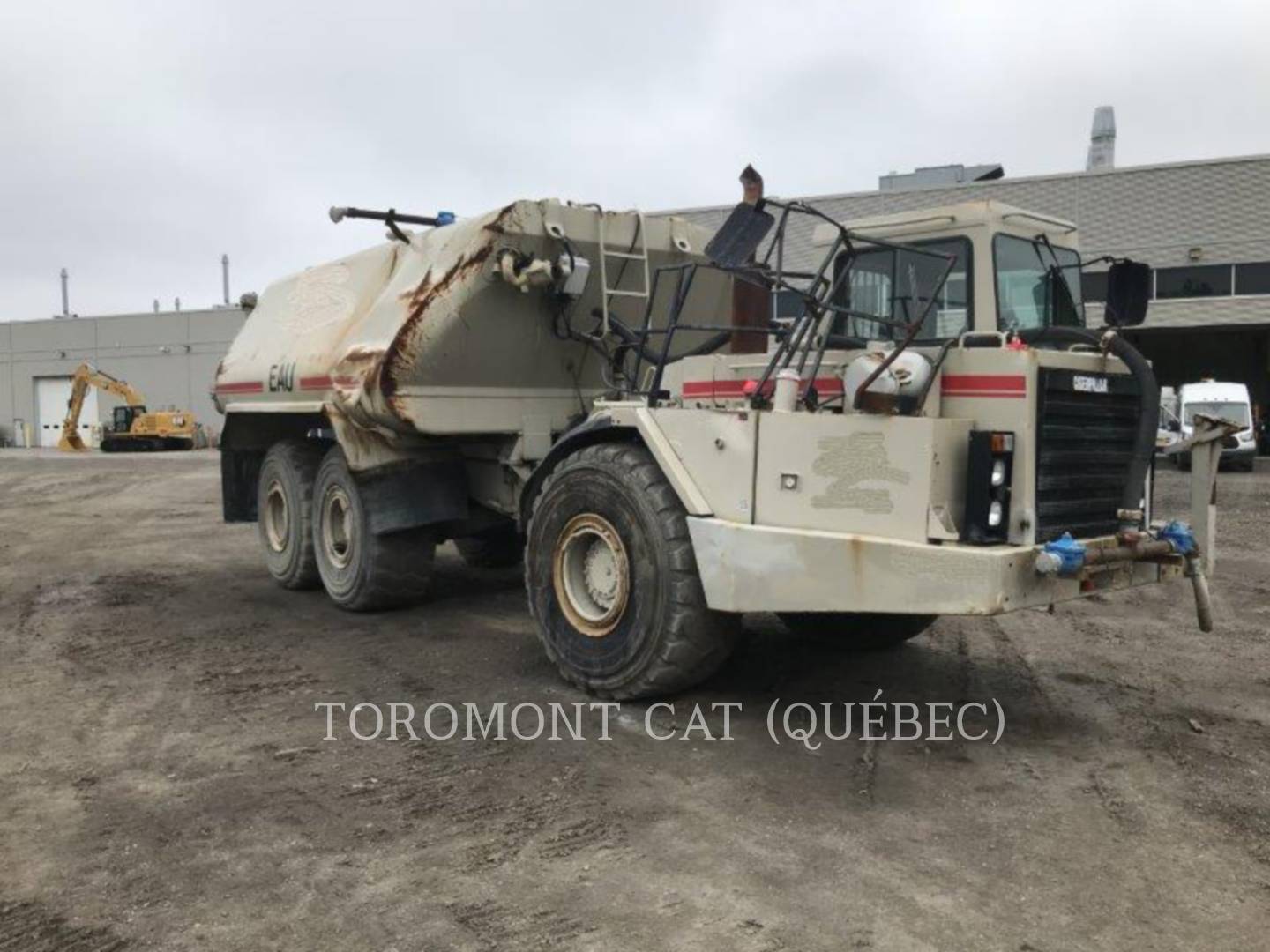 1993 Caterpillar D350D Water Truck