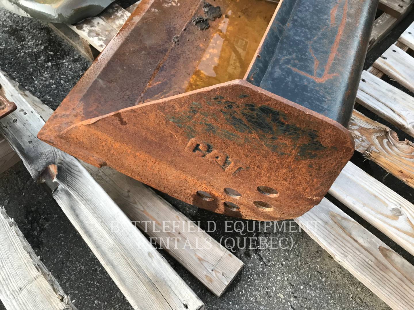 2010 Caterpillar 63" CAT DITCH BUCKET PIN-ON Bucket