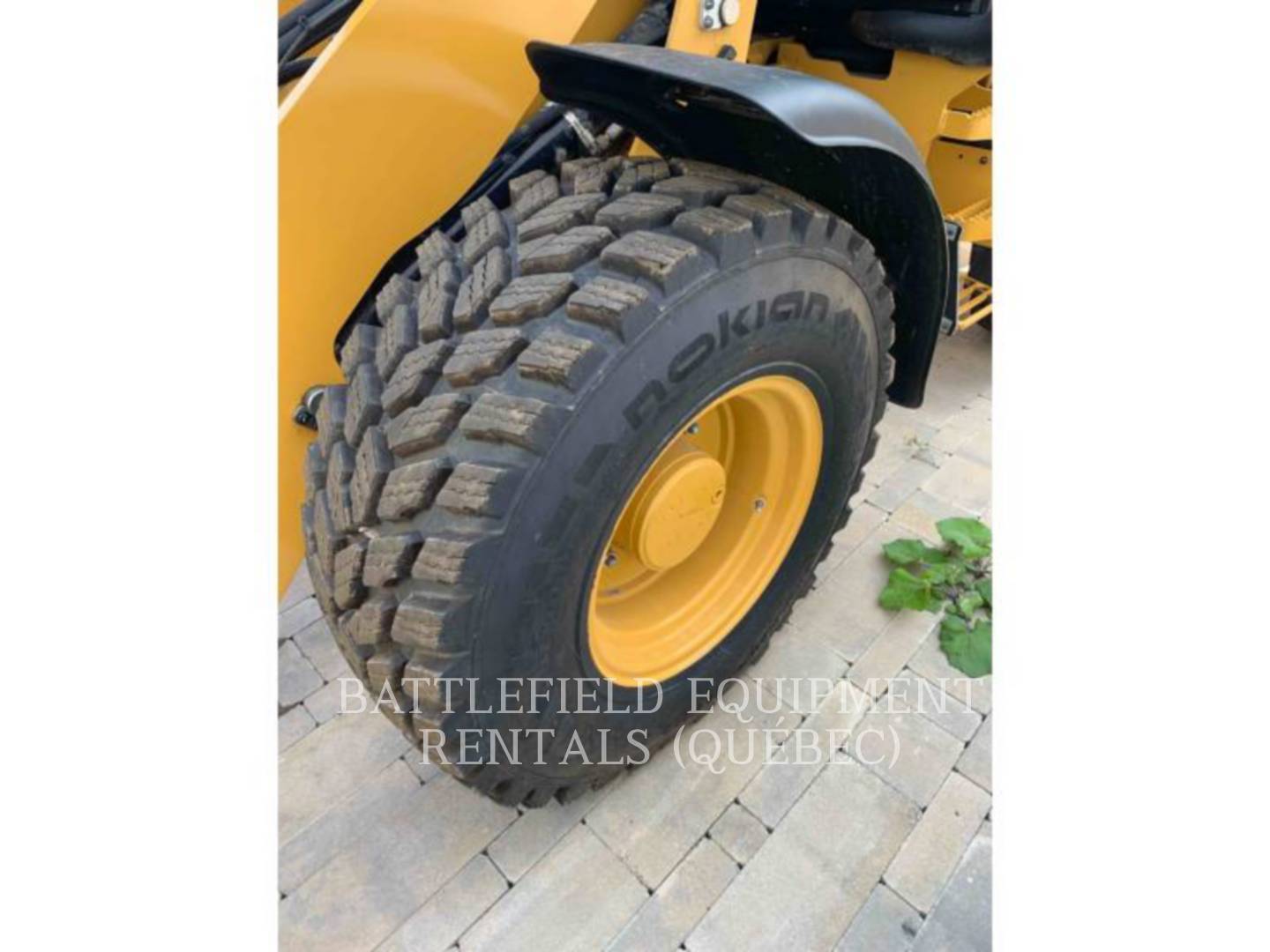 2019 Caterpillar 908M Wheel Loader