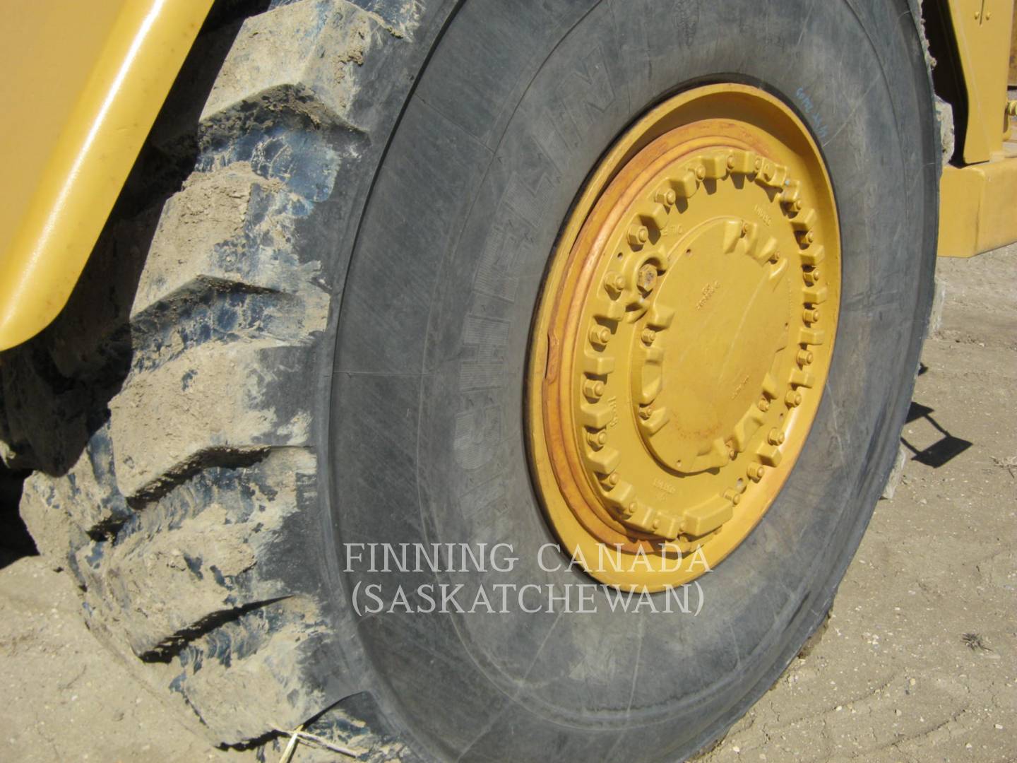 1989 Caterpillar 621E Wheel Tractor