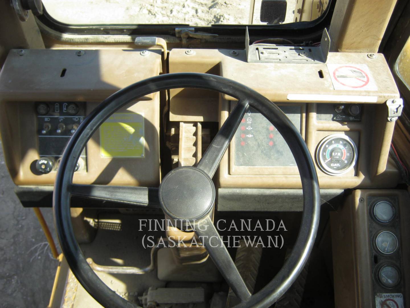 1989 Caterpillar 621E Wheel Tractor