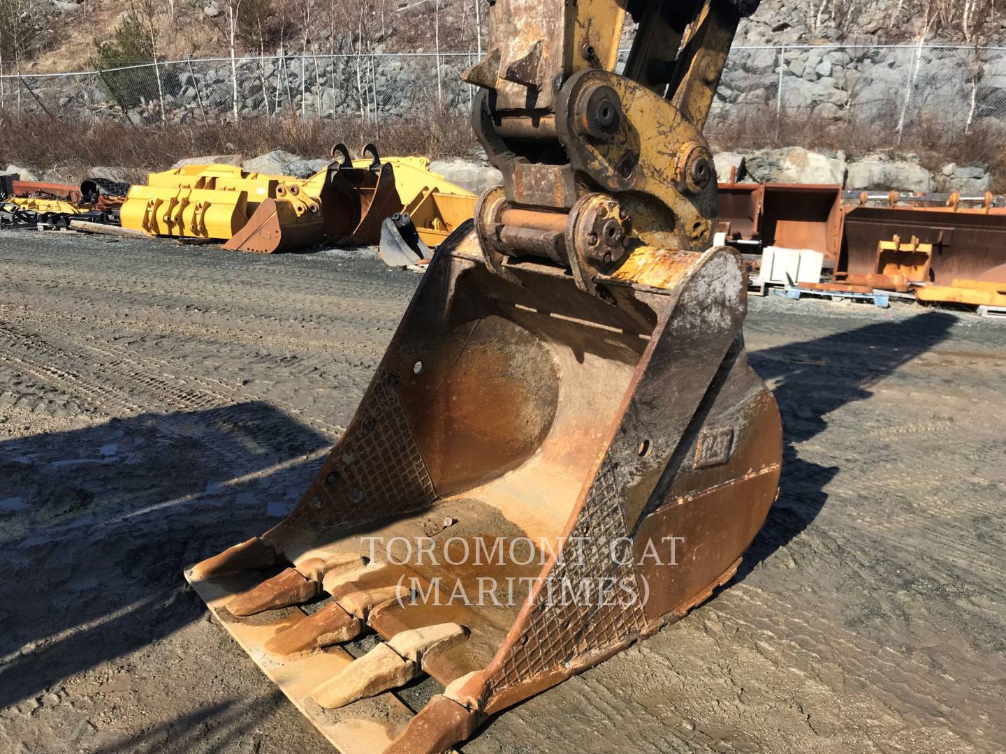 2005 Caterpillar 325CL Excavator